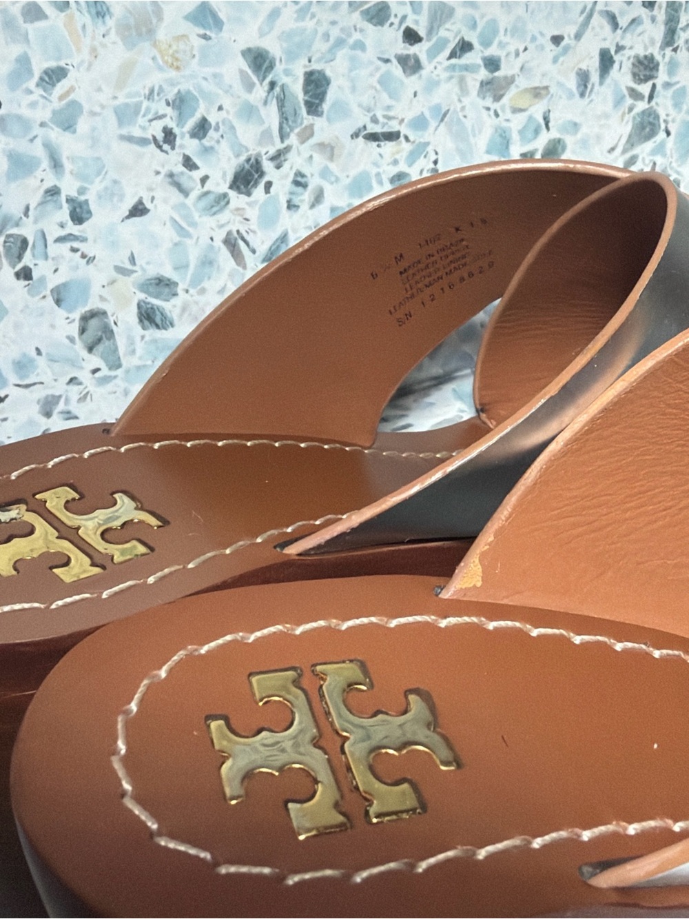 Tory Burch Silver Leather Criss Cross Mule Heels 6.5 - Picture 3 of 5